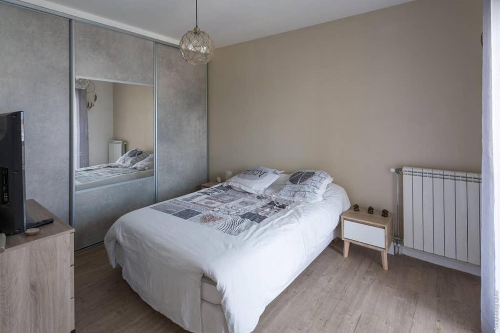 Appartement T2 Proche Centre Ville Истр Екстериор снимка