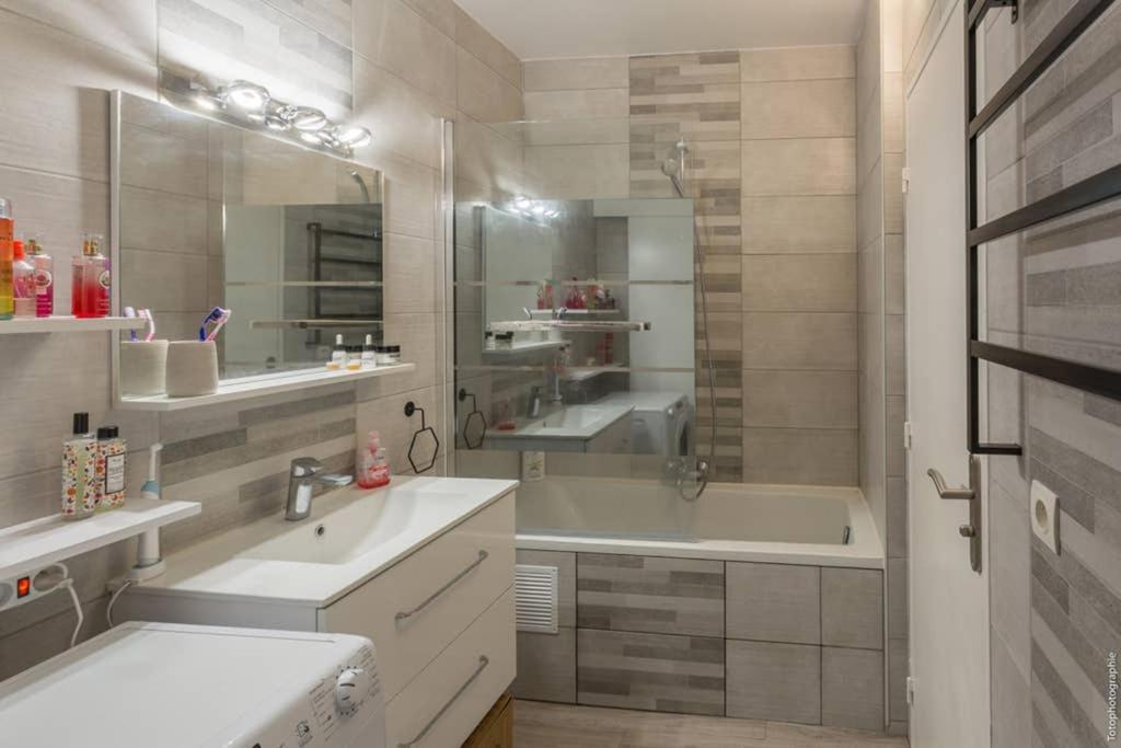 Appartement T2 Proche Centre Ville Истр Екстериор снимка